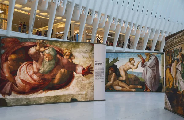 Michelangelos sistine chapel hautnah ausstellung von westfield findet im world trade center oculus in new york statt — Stockfoto