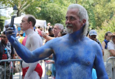  Sanatçılar tüm şekil ve büyüklükte 100 tam çıplak modeller 4 Nyc vücut boyama gündüz boyama