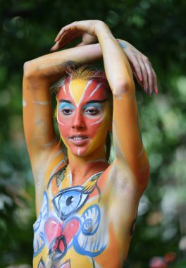 Sanatçılar tüm şekil ve büyüklükte 100 tam çıplak modeller 4 Nyc vücut boyama gündüz boyama