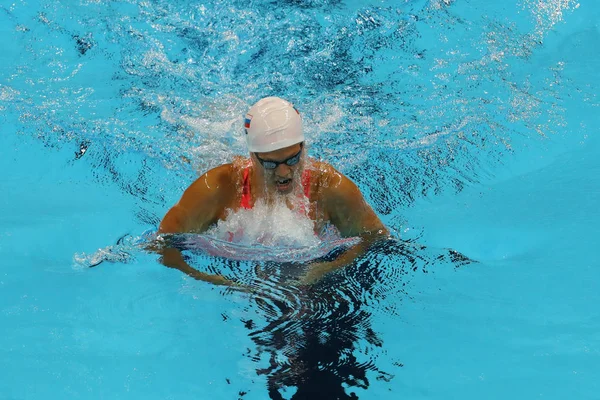 Yulia Efimova de Rusia durante los 200m Semifinales de los Juegos Olímpicos de Río 2016 — Foto de Stock