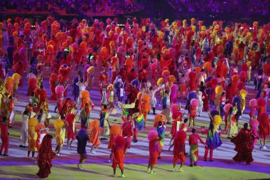 Olimpiyat Oyunları 2016 Officially Rio de Janeiro'da Maracana Stadı nda renkli törenle açıldı