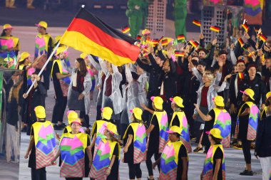 Olimpiyat takımı Almanya Olimpiyatları açılış töreni Maracana Stadı nda Rio de Janeiro 2016 Rio içine yürüdü