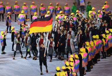 Olimpiyat takımı Almanya Olimpiyatları açılış töreni Maracana Stadı nda Rio de Janeiro 2016 Rio içine yürüdü