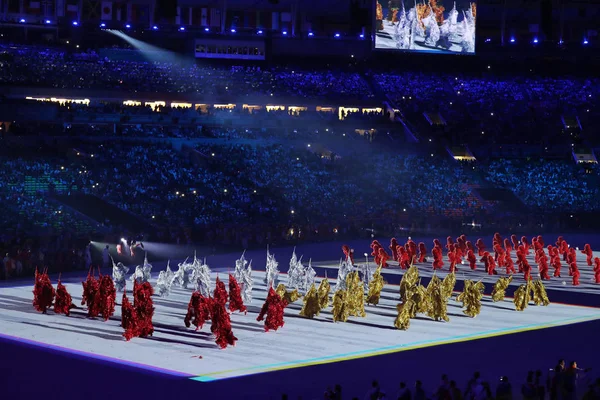 Olympiska spelen 2016 Officially öppnas med en färgstark ceremoni på Maracana stadion i Rio de Janeiro — Stockfoto