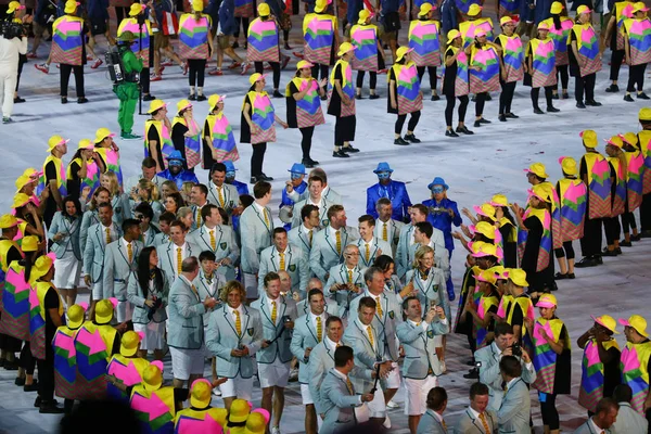 올림픽 팀 호주 리오 2016 올림픽 리오 데 자네이 루의 마라 카 나 경기장에서 개회식 행진 — 스톡 사진