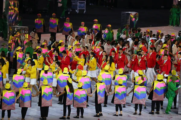 Олимпийская сборная Китайской Народной Республики приняла участие в церемонии открытия Олимпиады-2016 в Рио-де-Жанейро — стоковое фото