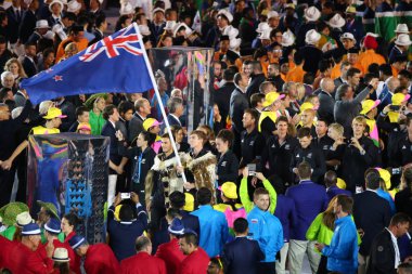 Olimpiyat takımı Yeni Zelanda Rio 2016 Olimpiyatları açılış töreni Maracana Stadı nda Rio de Janeiro içine yürüdü 