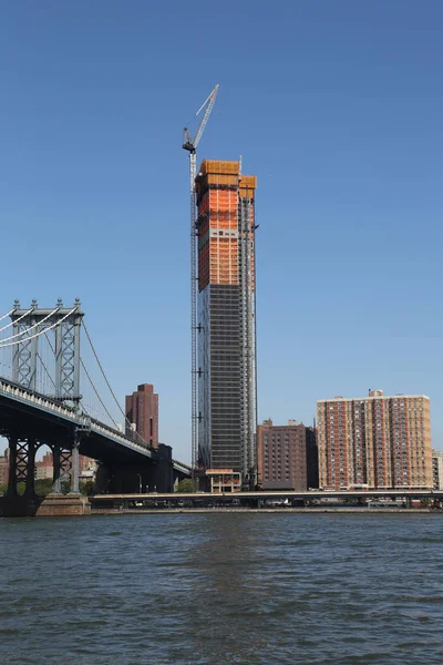 Nuovo grattacielo di lusso Lower East Side di Extell in costruzione — Foto Stock