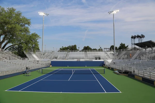 Dočasná Louis Armstrong Stadium na Billie Jean King National Tennis Center připravena pro nás Open 2017 turnaj — Stock fotografie