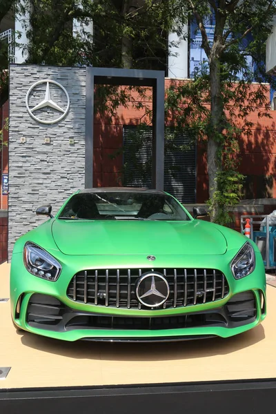 Mercedes-Benz AMG utstilt på National Tennis Center under US Open 2017 – stockfoto