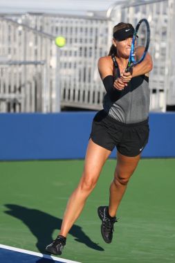 Beş kez Grand Slam şampiyonu Maria Sharapova Rusya Federasyonu bize açık 2017 için uygulamalar