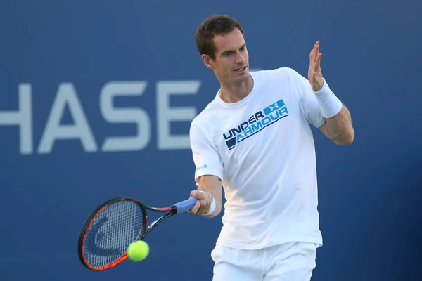 Andy Murray, campeón del Grand Slam, practica para el US Open 2017 — Foto de Stock