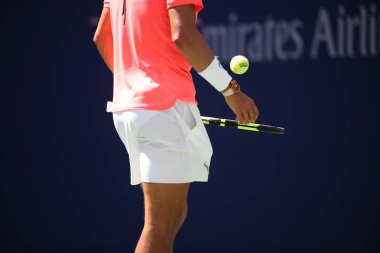 Onun bize açık 2017 yuvarlak 4 maç sırasında eylem Grand Slam şampiyonu İspanya Rafael Nadal