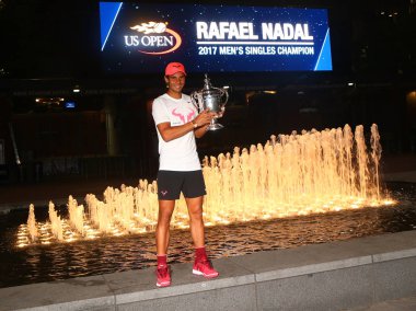 Bize açık 2017 ile Us Open kupa İspanya poz, Rafael Nadal şampiyonu 