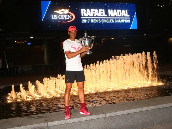 Bize açık 2017 ile Us Open kupa İspanya poz, Rafael Nadal şampiyonu 