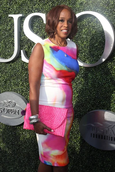 Co-anchor of CBS This Morning Gayle King on the blue carpet before US Open 2017 opening night ceremony — Stock Photo, Image