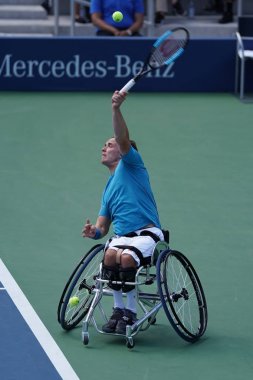İngiliz profesyonel tekerlekli sandalye tenis oyuncusu Gordon Reid eylem sırasında bize açık 2017 tekerlekli sandalye erkekler tekler yarı final