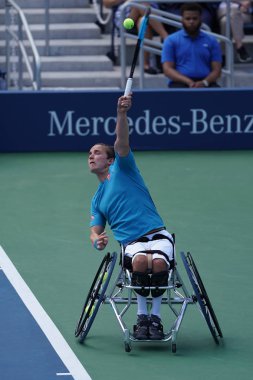 İngiliz profesyonel tekerlekli sandalye tenis oyuncusu Gordon Reid eylem sırasında bize açık 2017 tekerlekli sandalye erkekler tekler yarı final