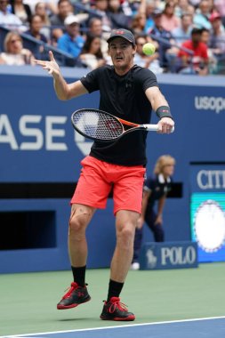 Bize açık 2017 karışık çiftler final maçı sırasında eylem Jamie Murray Büyük Britanya'nın şampiyonu 