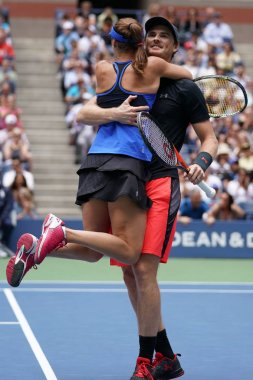 Bize açık 2017 karışık çiftler final maçı sırasında eylem Jamie Murray Büyük Britanya'nın şampiyonu 