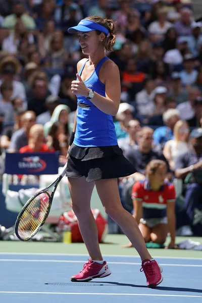 Martina Hingis, campeona de dobles mixtos del US Open 2017 en acción durante el partido final — Foto de Stock