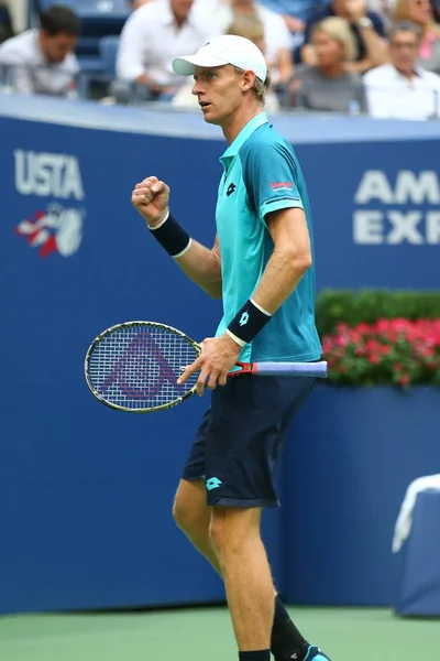 US Open 2017 finalista Kevin Andersen del Sud Africa in azione durante la sua partita finale US Open 2017 — Foto Stock