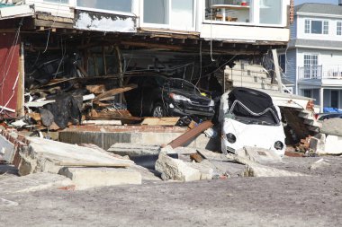  Far Rockaway, New York kasırga Sandy sonrasında lüks araba yok