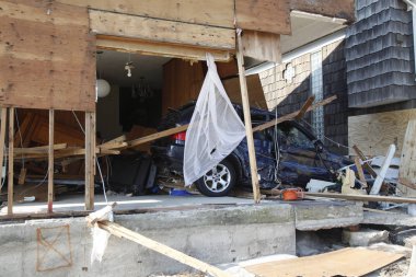  Far Rockaway, New York kasırga Sandy sonrasında lüks araba yok