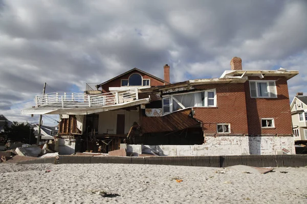 Far Rockaway, New York kasırga Sandy sonrasında sahil evi yok.