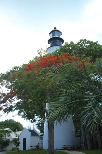 Key West světlo domu a Držitelova čtvrtletí muzeum — Stock fotografie