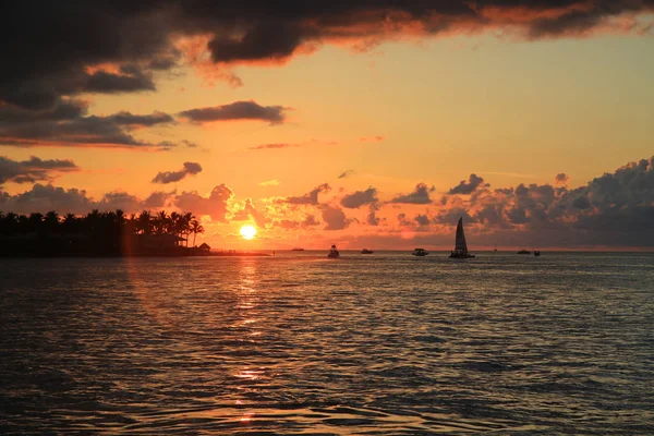 Sonnenuntergang im Westen — Stockfoto