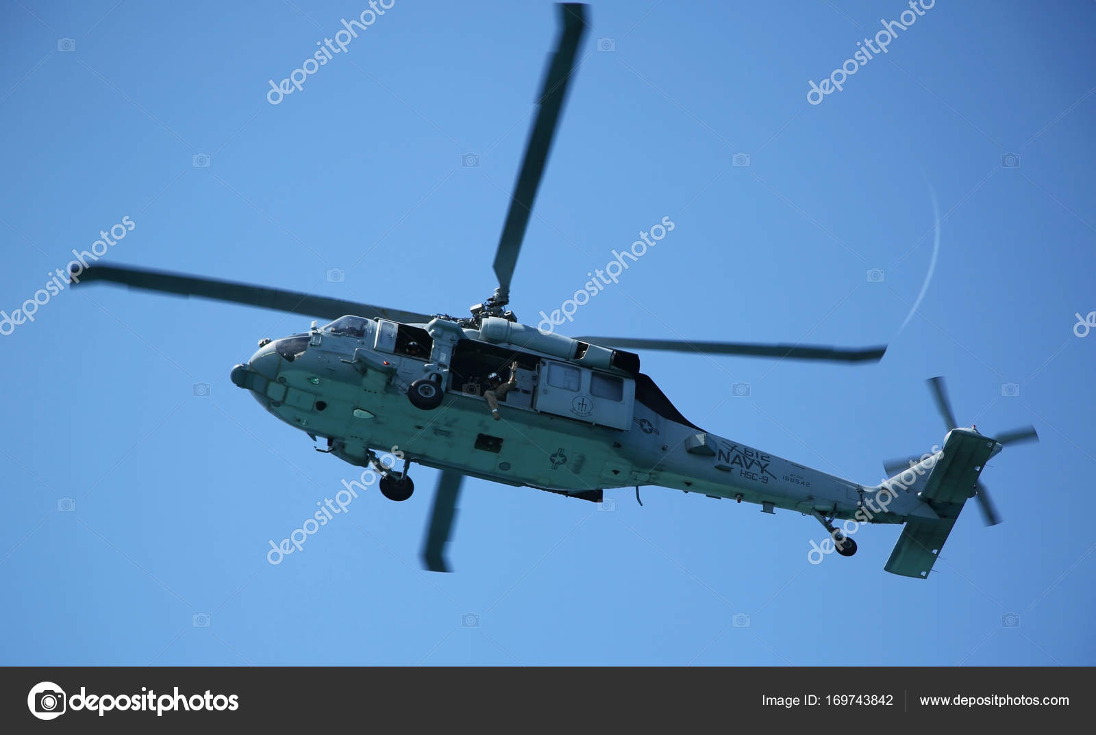 Navy Sikorsky MH-60R Seahawk helicopter — Stock Editorial Photo © zhukovsky  #169743842, image size:1600x1074