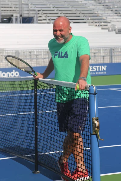 Trener David Kotyza coachingu tenisista Karolina Pliskova Republiki Czeskiej w praktyce do 2017 roku Us Open — Zdjęcie stockowe