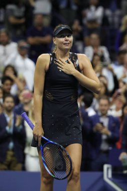 Onun bize açık 2017 ilk tur sonra maç beş kez Grand Slam şampiyonu Maria Sharapova Rusya'nın zafer kutluyor 