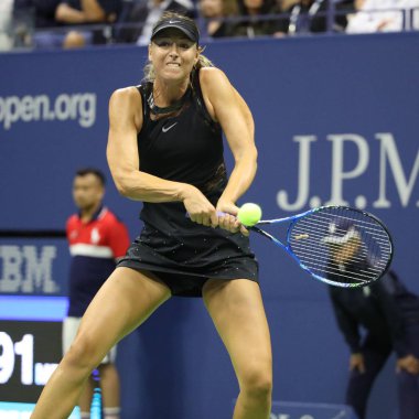 Beş kez Grand Slam şampiyonu Maria Sharapova Rusya eylem sırasında onun bize açık 2017'ın birinci tur maç