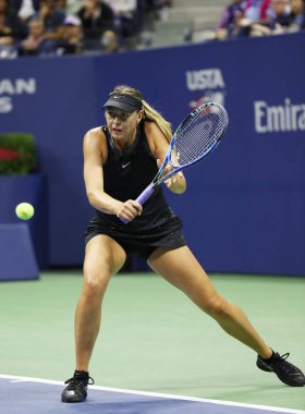  Beş kez Grand Slam şampiyonu Maria Sharapova Rusya eylem sırasında onun bize açık 2017'ın birinci tur maç