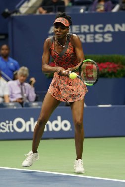Grand Slam şampiyonu Venus Williams Amerika Birleşik eylem sırasında onu yuvarlak 2017 bize açık 4 maç