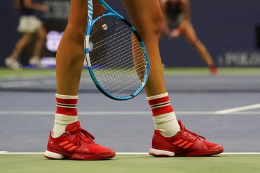 Tenis ayakkabı Stella Mccartney sırasında tarafından bize açık 2017 maç özel Adidas İspanya Grand Slam şampiyonu Garbina Muguruza giyer