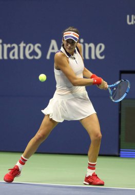 Grand Slam şampiyonu Garbina Muguruza İspanya onun bize açık 2017 yuvarlak 4 maç sırasında eylem