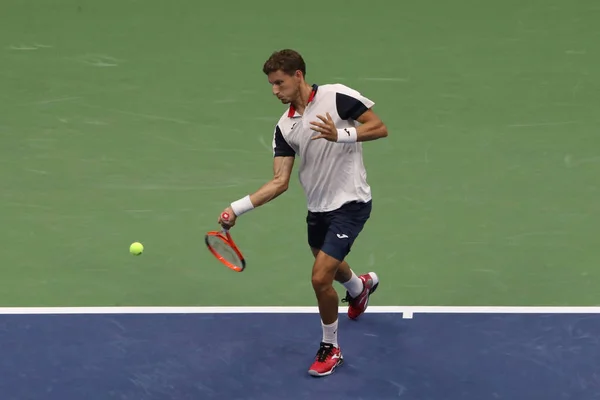 Professionele tennisspeelster Pablo Carreno Busta van Spanje in actie tijdens zijn ronde 4 match op 2017 Us Open — Stockfoto