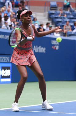 Eylem sırasında onun ilk tur maçında 2017 bize açık Grand Slam şampiyonu Venus Williams, Amerika Birleşik Devletleri
