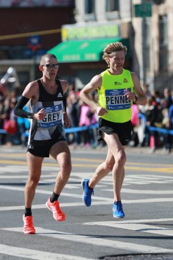New York maratonunu koşucular 26.2 mil yol tüm beş Nyc boroughs Central Park'ta, Manhattan bitiş çizgisine çapraz geçiş