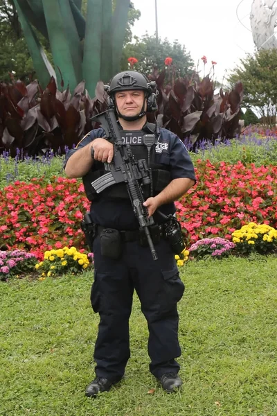 NYPD counter terrorism officers providing security at National Tennis Center during US Open 2017 — Stock Photo, Image