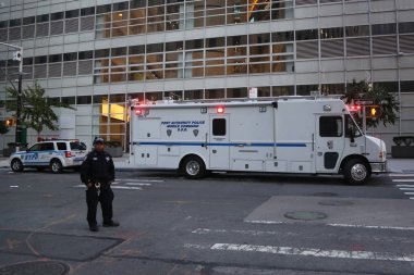 Liman yetkilisi polis cep komut S.O.D. terör saldırı olay alt Manhattan'ın yakınındaki