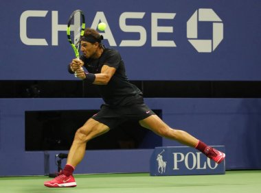  Onun bize açık 2017 ikinci yuvarlak maç sırasında eylem Grand Slam şampiyonu İspanya Rafael Nadal