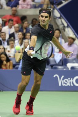  Grand Slam şampiyonu Roger Federer İsviçre onun bize açık 2017 yuvarlak 4 maç sırasında eylem