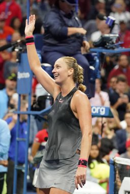 Onun bize açık 2017 yuvarlak sonra 4 maç iki kez Grand Slam şampiyonu Petra Kvitova zafer kutluyor 