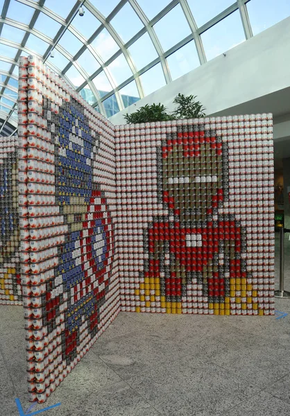 Food sculpture presented at 11th Annual Long Island Canstruction competition in Uniondale — Stock Photo, Image