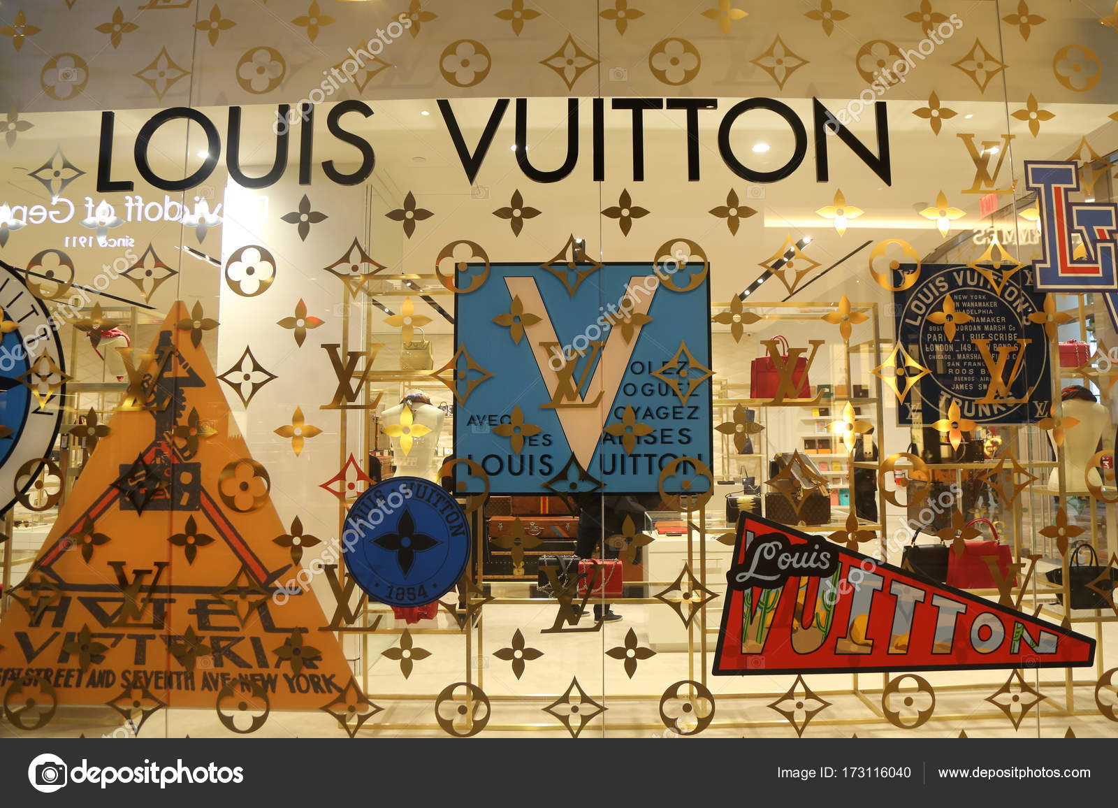 Louis Vuitton Brookfield Place In New York , Ny