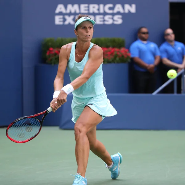 Jogadora profissional de tênis Varvara Lepchenko dos Estados Unidos em ação durante seu jogo da primeira rodada do US Open 2017 — Fotografia de Stock